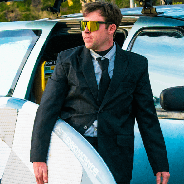 Der Monsterbulle Polarisierte Die Mode Der Pit Viper Der 2000er Jahre